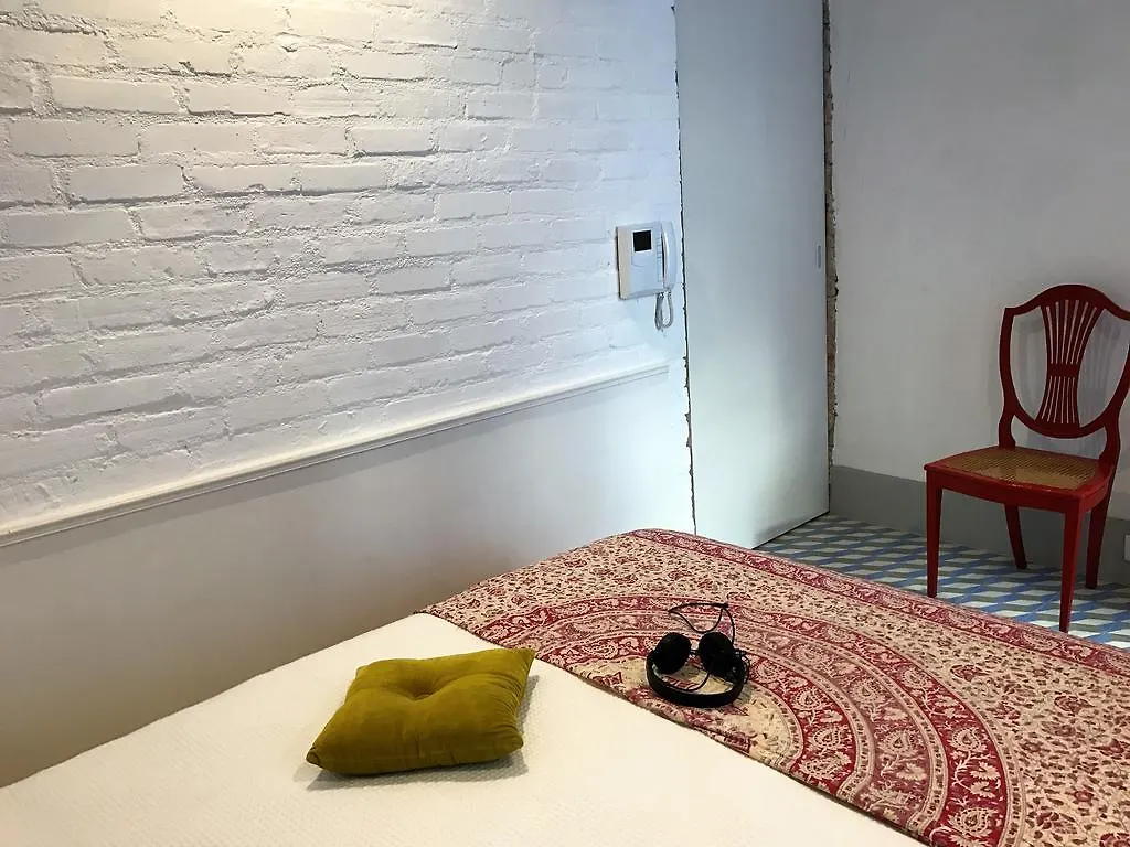 Apartment Loft Praca Das Flores Lisbon Portugal