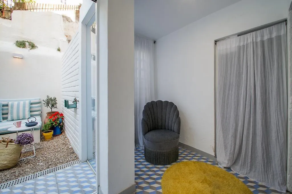 Apartment Loft Praca Das Flores Lisbon